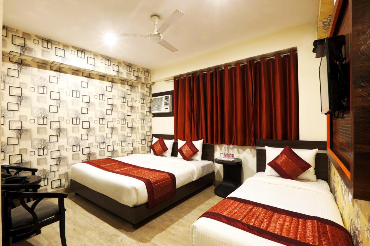 Hotel Classic New Delhi Buitenkant foto