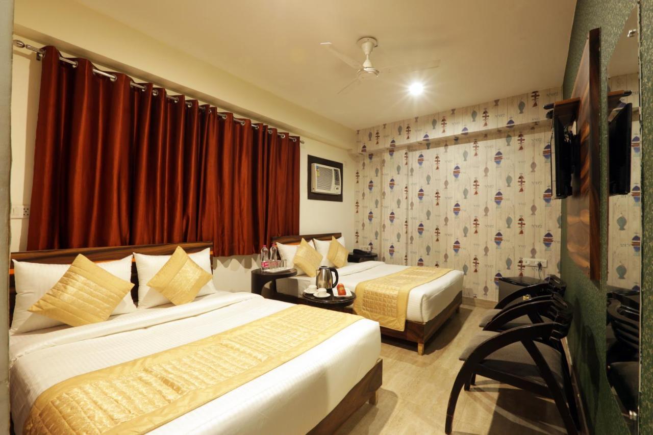 Hotel Classic New Delhi Buitenkant foto