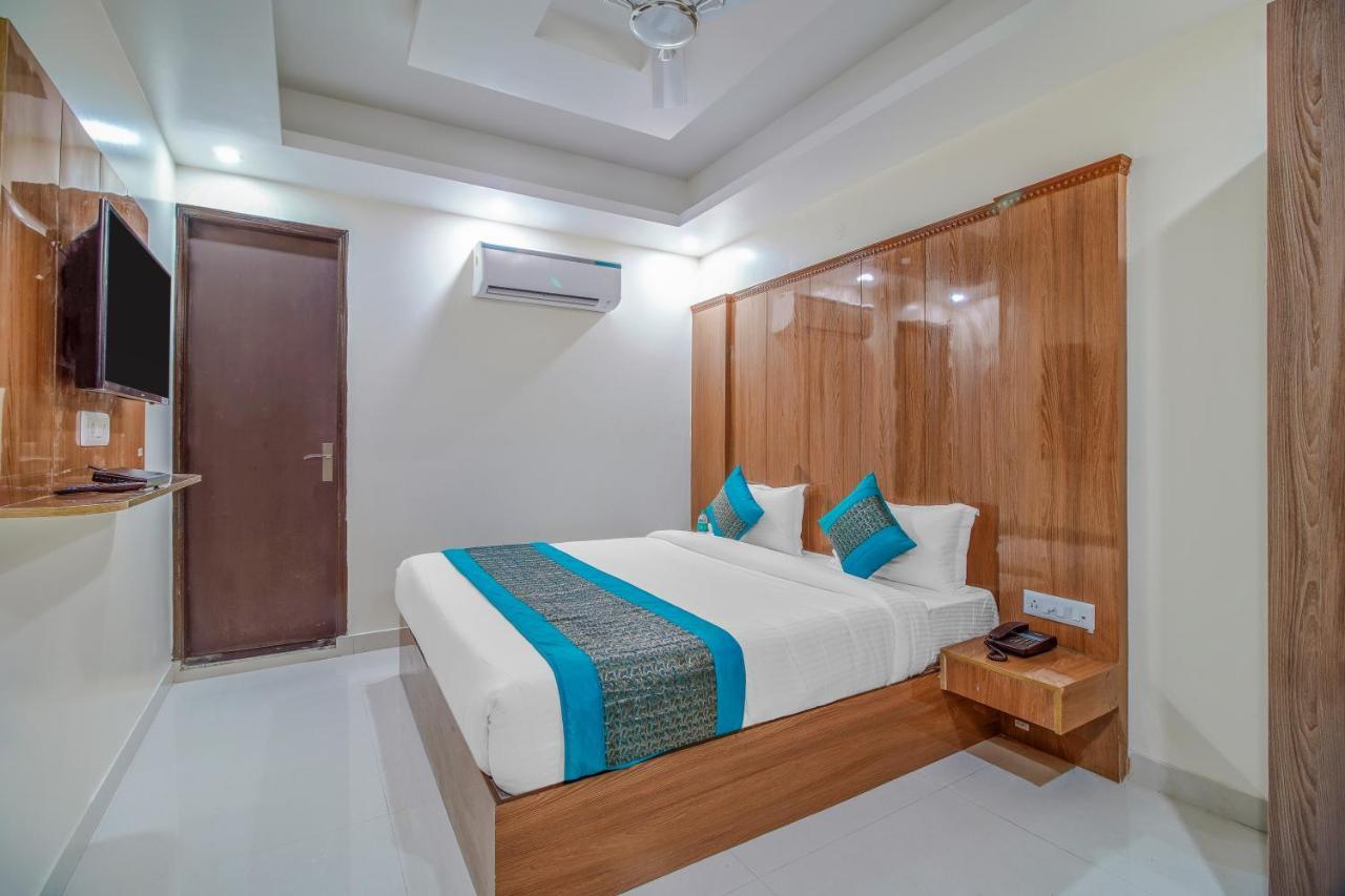 Hotel Classic New Delhi Buitenkant foto